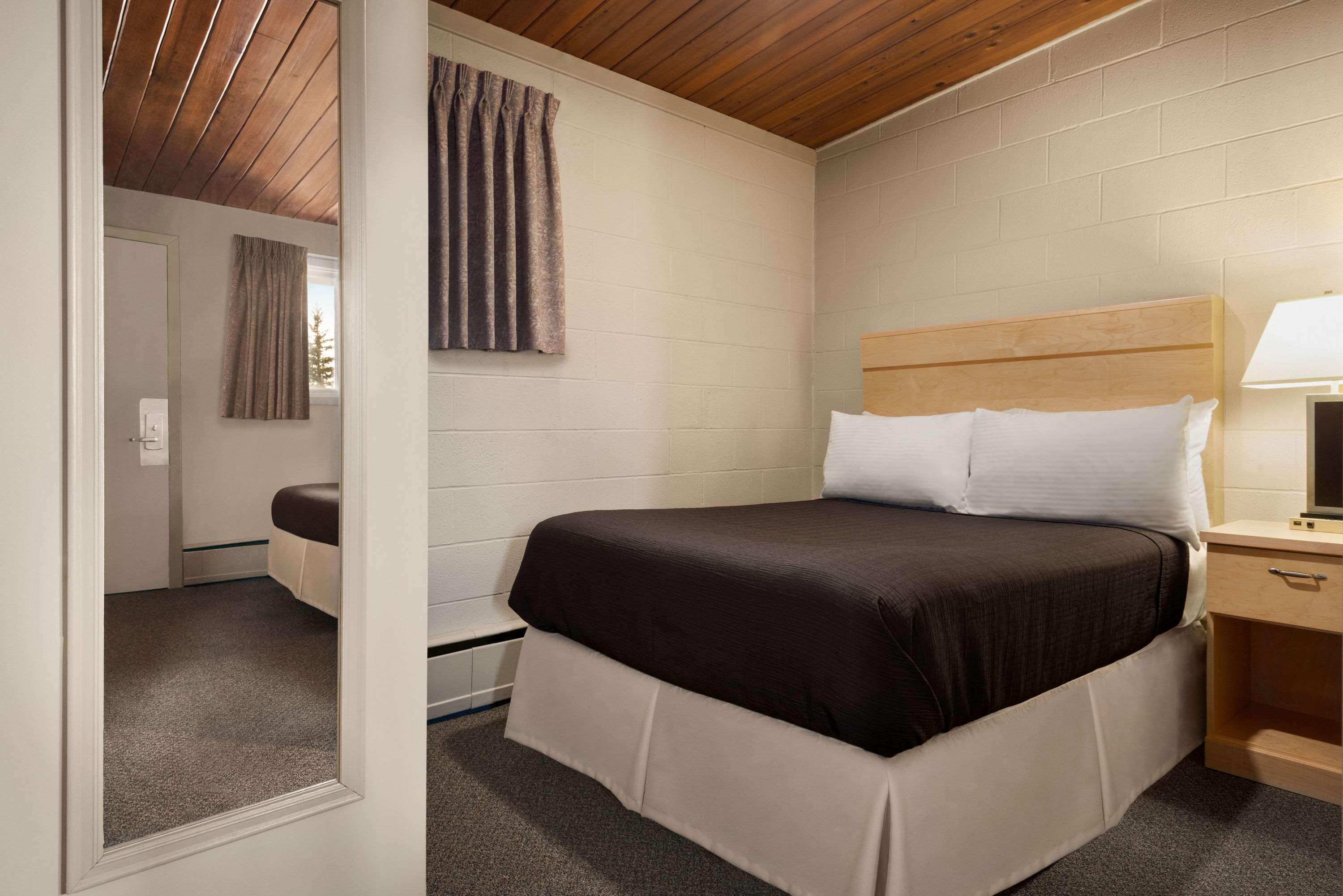 Thriftlodge Moose Jaw Zewnętrze zdjęcie
