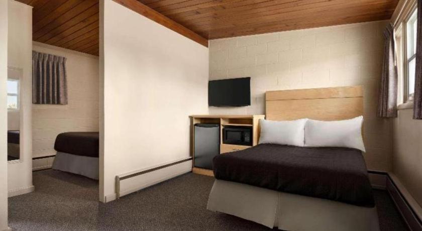 Thriftlodge Moose Jaw Zewnętrze zdjęcie