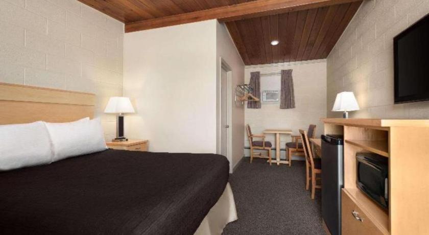 Thriftlodge Moose Jaw Zewnętrze zdjęcie
