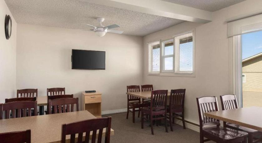 Thriftlodge Moose Jaw Zewnętrze zdjęcie